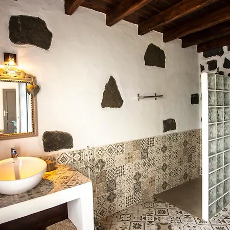 Casa Benito * بلايا بلانكا